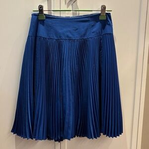Nanette Lapore Blue Pleated Skirt Size 2 or Small